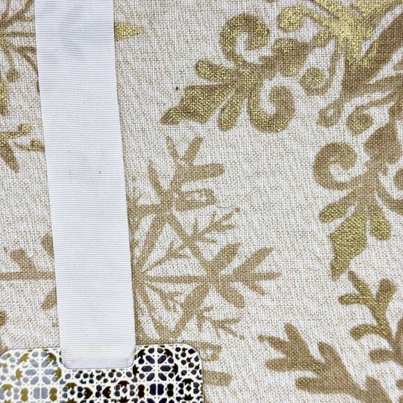 Cynthia Rowley Ornate Gold Snowflake Tablecloth 60x144 Sparkle Christmas Holiday - Picture 5 of 13